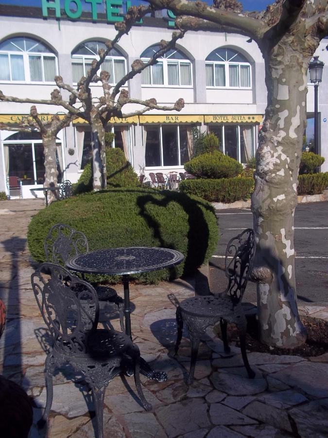 Hotel Suiza Arzua Exterior photo
